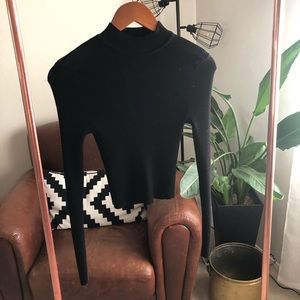 Crop Black Turtleneck